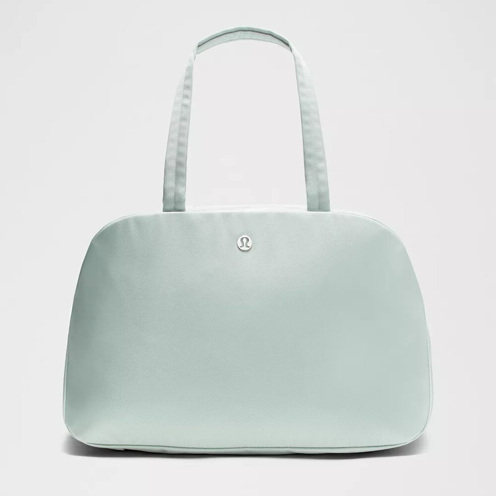 Lululemon City Essentials Bag 25L, BNWT